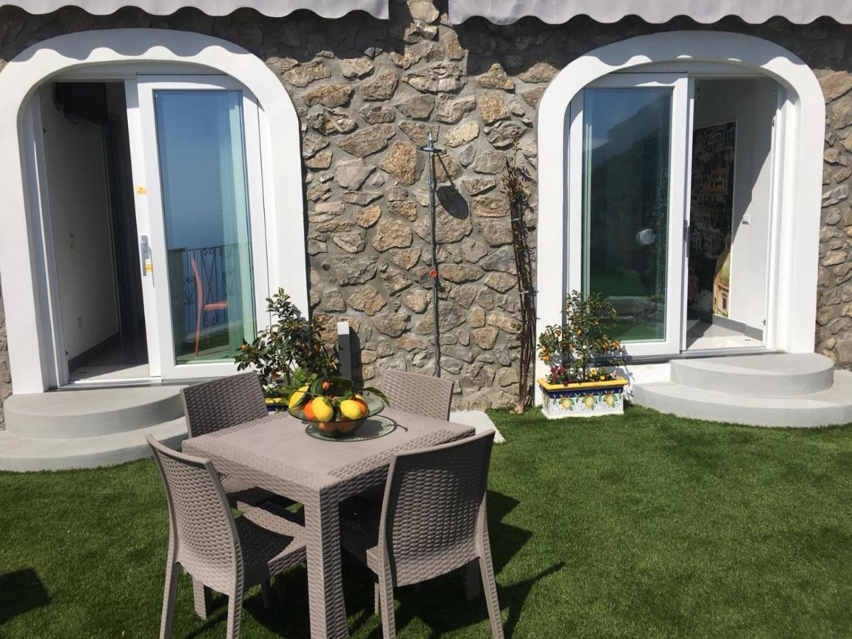 Gresy Appartamento Suite Positano Eksteriør billede