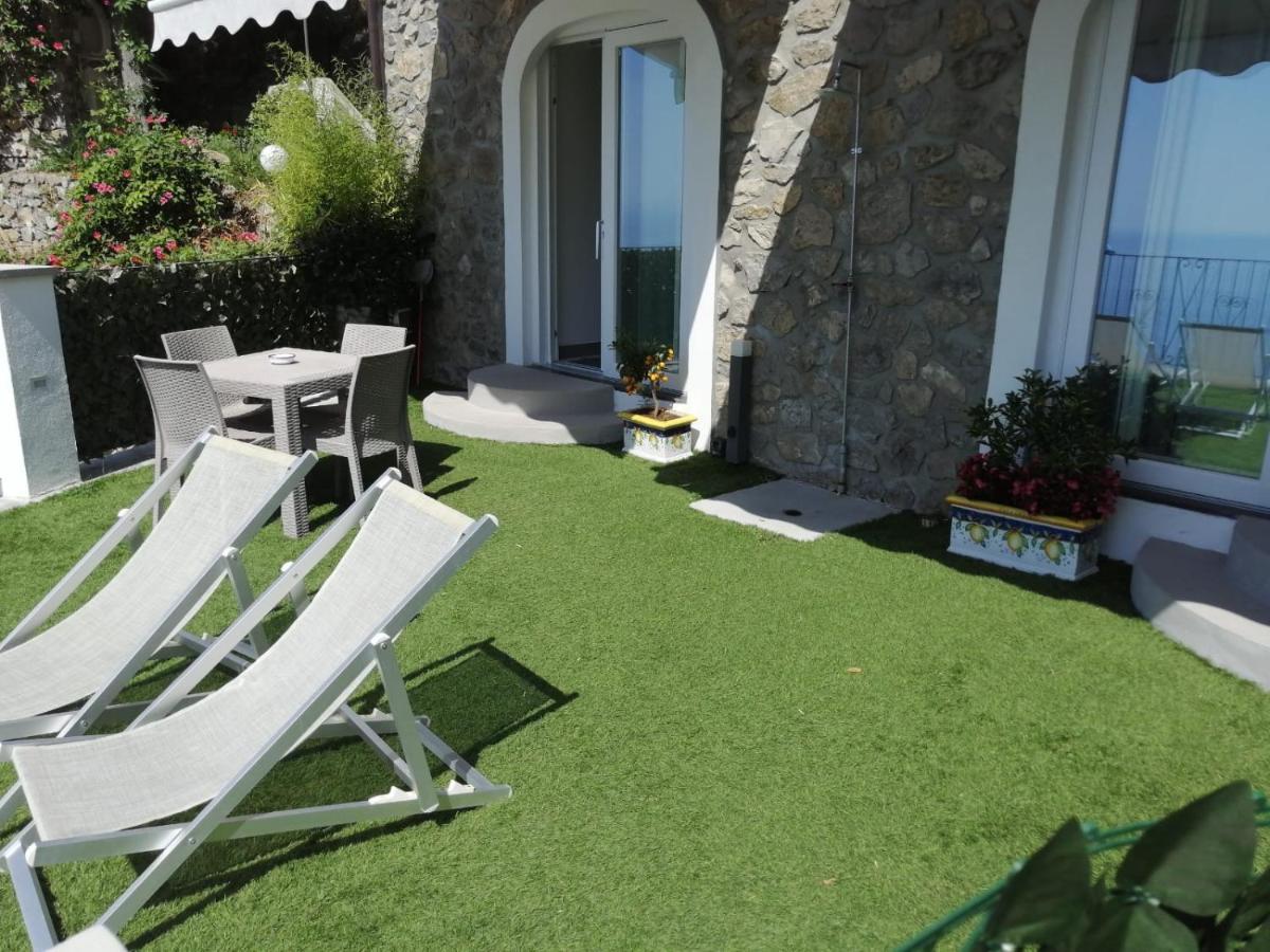 Gresy Appartamento Suite Positano Eksteriør billede