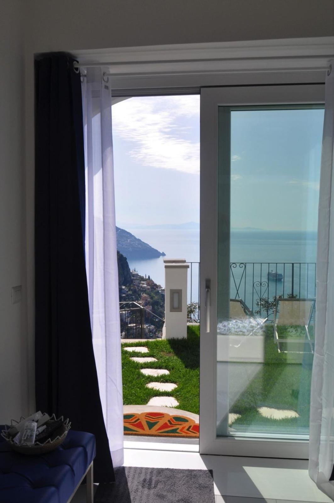 Gresy Appartamento Suite Positano Eksteriør billede